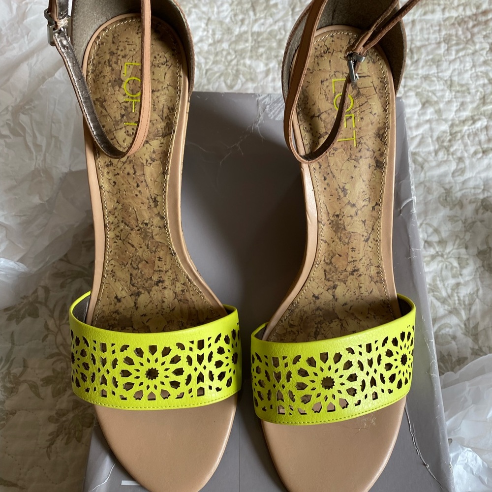 Loft Sandals 10.5